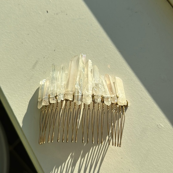 Rainbow Quartz Crystal and Rose Gold Hair Comb - Picture 1 of 2